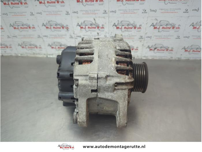 Begagnade Dynamo Kia Pro cee'd (EDB3) 1.4 CVVT 16V Pris € 50,00 Marginaltabell erbjuds av Autodemontage M.J. Rutte B.V.