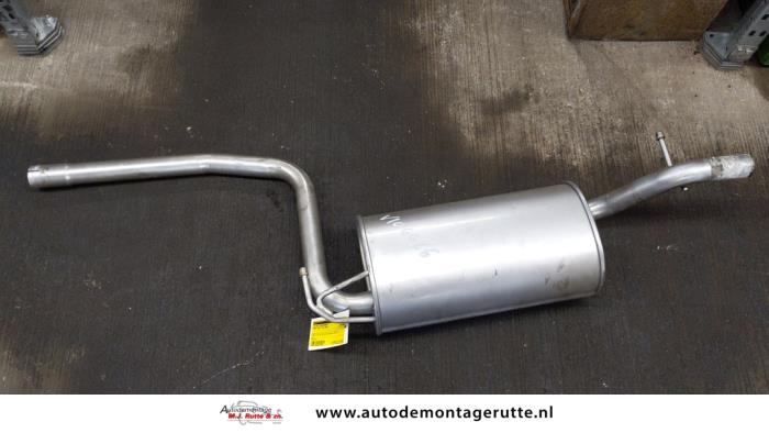 Gebrauchte Auspuff Mitteldämpfer Ford Focus 1 1.4 16V Preis auf Anfrage angeboten von Autodemontage M.J. Rutte B.V.