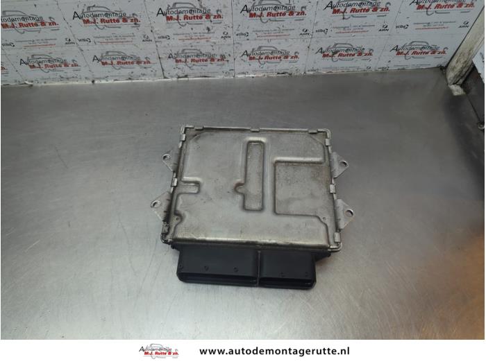 Ignition lock + computer from a Fiat Doblo Cargo (263) 1.3 MJ 16V DPF Euro 5 2013