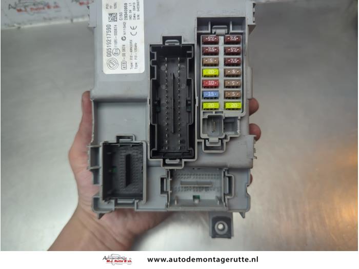 Ignition lock + computer from a Fiat Doblo Cargo (263) 1.3 MJ 16V DPF Euro 5 2013