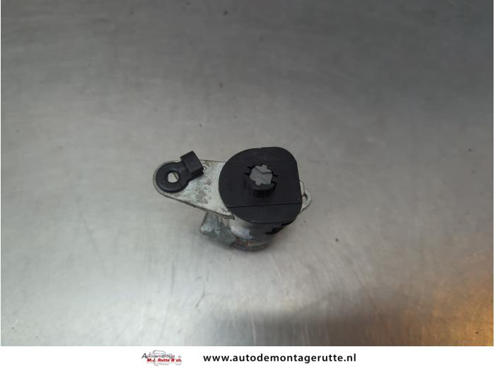 Ignition lock + computer from a Fiat Doblo Cargo (263) 1.3 MJ 16V DPF Euro 5 2013