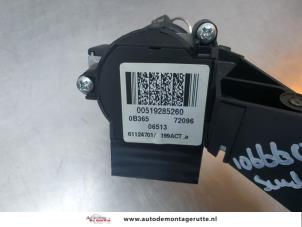 Ignition lock + computer from a Fiat Doblo Cargo (263) 1.3 MJ 16V DPF Euro 5 2013
