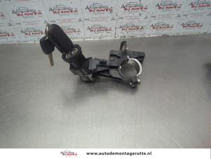 Ignition lock + computer from a Fiat Doblo Cargo (263) 1.3 MJ 16V DPF Euro 5 2013