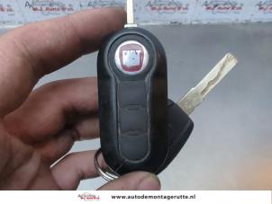 Ignition lock + computer from a Fiat Doblo Cargo (263) 1.3 MJ 16V DPF Euro 5 2013