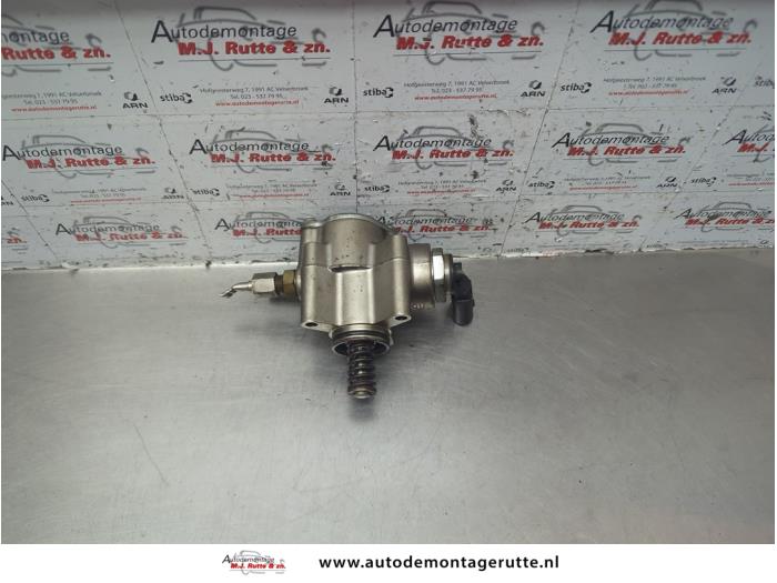 Begagnade Högtryckspump Volkswagen Golf V (1K1) 1.4 TSI 140 16V Pris € 185,00 Marginaltabell erbjuds av Autodemontage M.J. Rutte B.V.