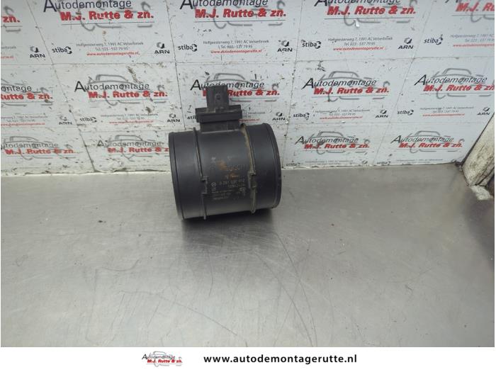 Usagé Débitmètre Opel Insignia Sports Tourer 1.6 Turbo 16V Ecotec Prix € 35,00 Règlement à la marge proposé par Autodemontage M.J. Rutte B.V.