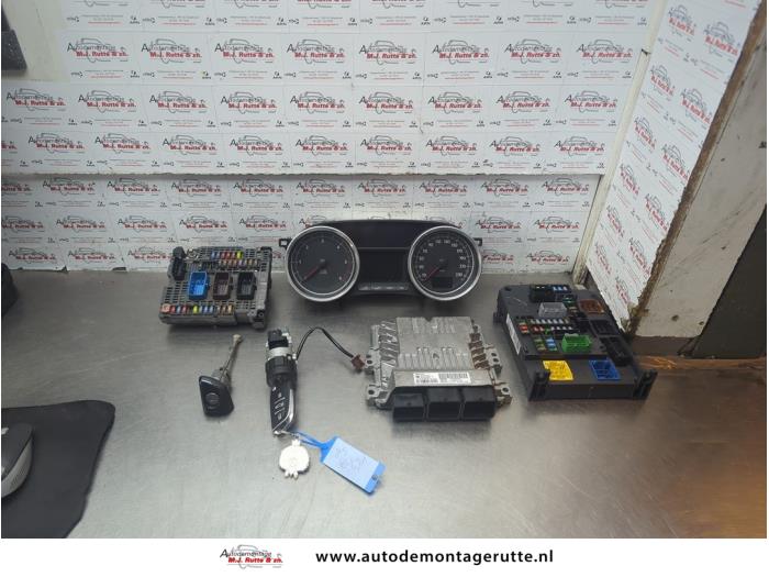 Used Ignition lock + computer Peugeot 508 SW (8E/8U) 1.6 HDiF 16V Price € 225,00 Margin scheme offered by Autodemontage M.J. Rutte B.V.