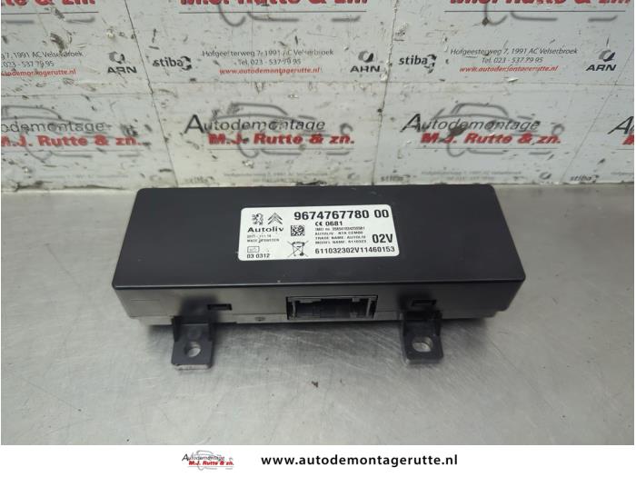 Begagnade Bluetooth-modul Peugeot 508 SW (8E/8U) 1.6 HDiF 16V Pris på förfrågan erbjuds av Autodemontage M.J. Rutte B.V.