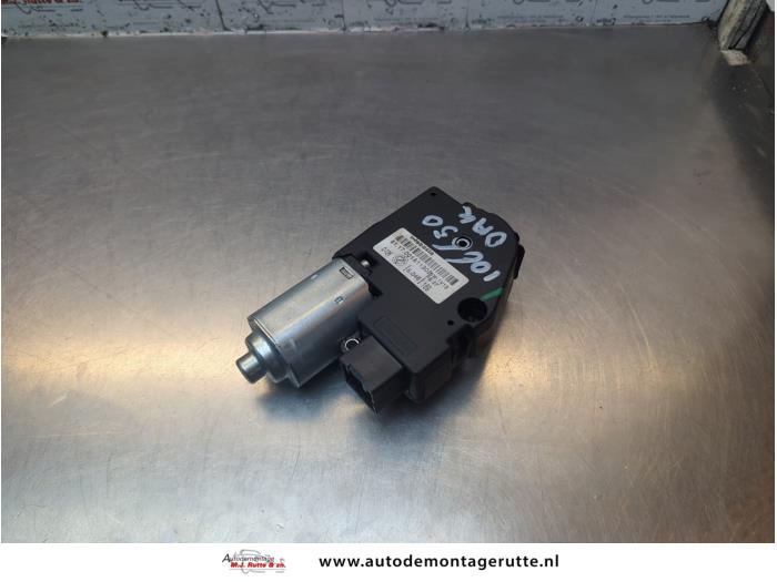 Używane Silnik szyberdachu Fiat Panda (169) 1.2 Fire Cena na żądanie oferowane przez Autodemontage M.J. Rutte B.V.