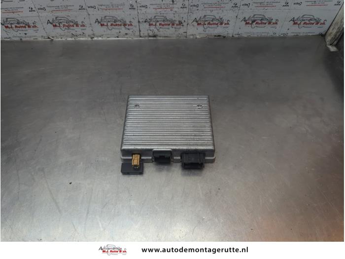 Usados Módulo Bluetooth Opel Insignia Sports Tourer 1.6 Turbo 16V Ecotec Precio de solicitud ofrecido por Autodemontage M.J. Rutte B.V.