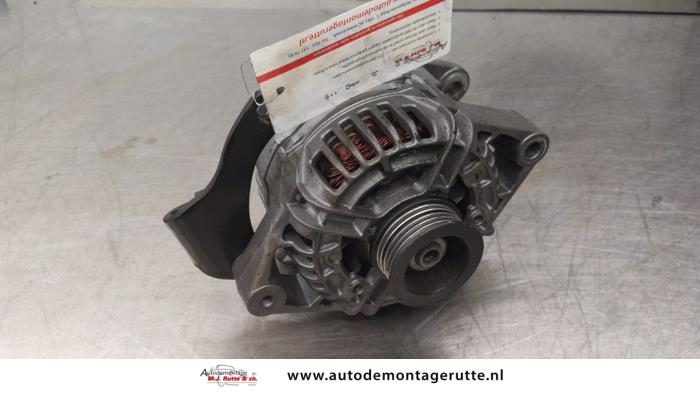 Dynamo Opel Zafira (F75), 1998 / 2005 1.8 16V, MPV, Benzin, 1.796cc, 85kW (116pk), FWD, X18XE1, 1999-04 / 2000-09, F75 (Gebraucht)