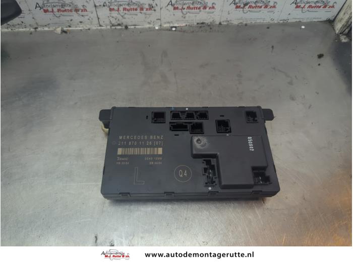 Używane Modul Comfort Mercedes E (W211) 3.5 E-350 V6 24V Cena na żądanie oferowane przez Autodemontage M.J. Rutte B.V.