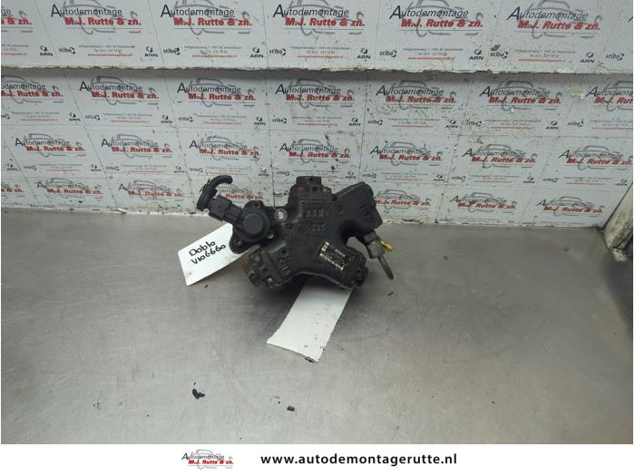 Begagnade Dieselpump Fiat Doblo Cargo (263) 1.3 MJ 16V DPF Euro 5 Pris € 150,00 Marginaltabell erbjuds av Autodemontage M.J. Rutte B.V.