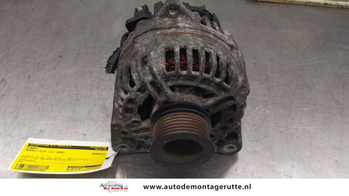Używane Pradnica Renault Clio III (BR/CR) 1.4 16V Cena na żądanie oferowane przez Autodemontage M.J. Rutte B.V.