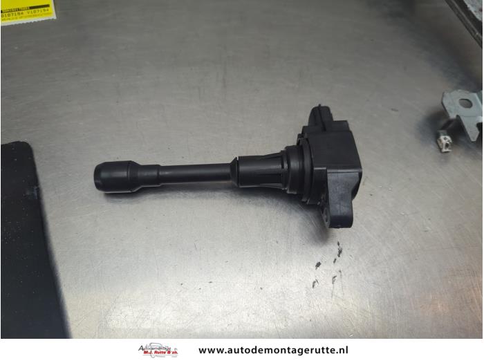 Gebrauchte Stift Zündspule Renault Koleos I 2.5 16V Preis auf Anfrage angeboten von Autodemontage M.J. Rutte B.V.