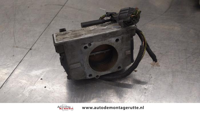 Używane Przepustnica Volvo V70 (SW) 2.4 20V 140 Cena na żądanie oferowane przez Autodemontage M.J. Rutte B.V.
