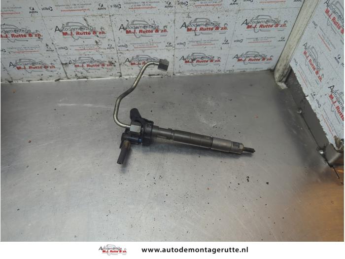 Używane Wtryskiwacz (Diesel) Kia Sorento II (XM) 2.2 CRDi 16V VGT 4x4 Cena € 100,00 Procedura marży oferowane przez Autodemontage M.J. Rutte B.V.