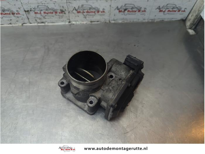 Gebrauchte Drosselklappengehäuse Kia Sorento II (XM) 2.2 CRDi 16V VGT 4x4 Preis € 100,00 Margenregelung angeboten von Autodemontage M.J. Rutte B.V.