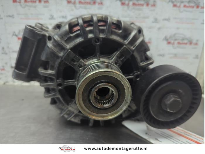 Usagé Dynamo BMW 3 serie (E46/4) 316i 16V Prix sur demande proposé par Autodemontage M.J. Rutte B.V.