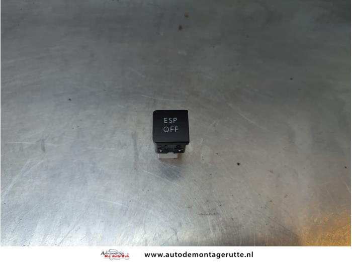 Używane Przelacznik ESP Volkswagen Eos (1F7/F8) 2.0 FSI 16V Cena na żądanie oferowane przez Autodemontage M.J. Rutte B.V.