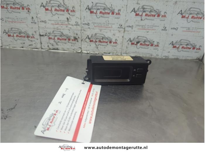 Używane Zegar Rover 25 1.8 16V Steptronic Cena na żądanie oferowane przez Autodemontage M.J. Rutte B.V.