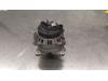 Dynamo från en Volkswagen Caddy III (2KA,2KH,2CA,2CH) 2.0 SDI 2008