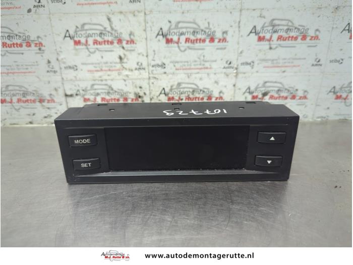 Używane Zegar Chevrolet Epica 2.5 24V Cena na żądanie oferowane przez Autodemontage M.J. Rutte B.V.