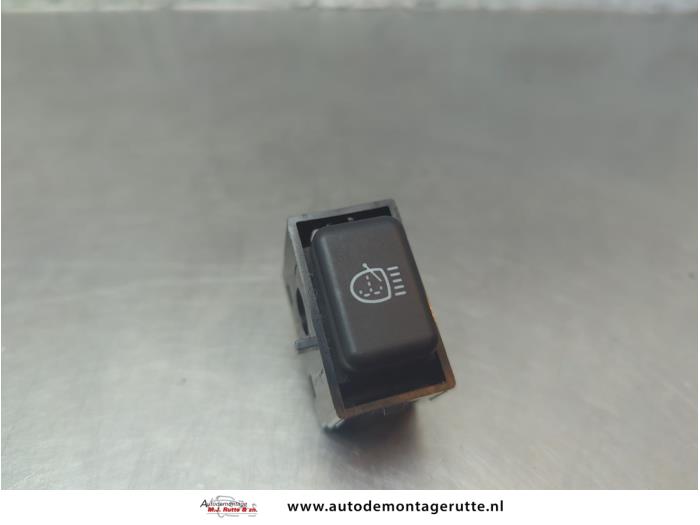 Usados Interruptor Lexus RX (U3) 400h V6 24V VVT-i 4x4 Precio de solicitud ofrecido por Autodemontage M.J. Rutte B.V.