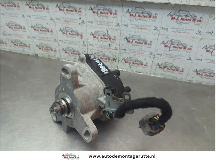 Used Ignition system (complete) Honda Civic Coupé (EJ6/7/8) 1.6i LS 16V Price on request offered by Autodemontage M.J. Rutte B.V.