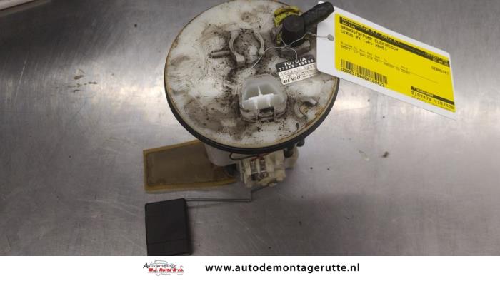 Gebrauchte Kraftstoffpumpe Elektrisch Lexus RX (U3) 400h V6 24V VVT-i 4x4 Preis auf Anfrage angeboten von Autodemontage M.J. Rutte B.V.