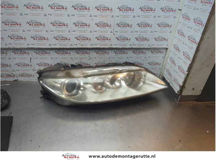 Używane Reflektor prawy Mazda 6 (GG12/82) 1.8i 16V Cena na żądanie oferowane przez Autodemontage M.J. Rutte B.V.