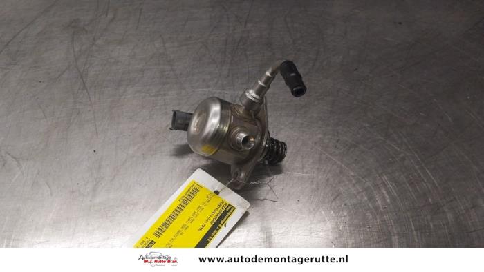 Begagnade Högtryckspump Ford Fiesta 6 (JA8) 1.0 SCI 12V 80 Pris på förfrågan erbjuds av Autodemontage M.J. Rutte B.V.