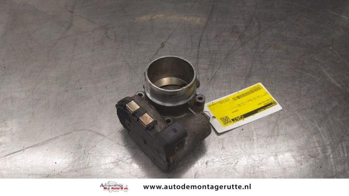 Używane Przepustnica Volkswagen Golf IV (1J1) 1.8 20V Turbo Cena na żądanie oferowane przez Autodemontage M.J. Rutte B.V.
