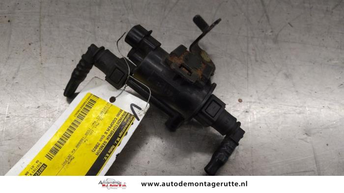 Begagnade Bränsletryckssensor Mini Mini Cooper S (R53) 1.6 16V Pris på förfrågan erbjuds av Autodemontage M.J. Rutte B.V.
