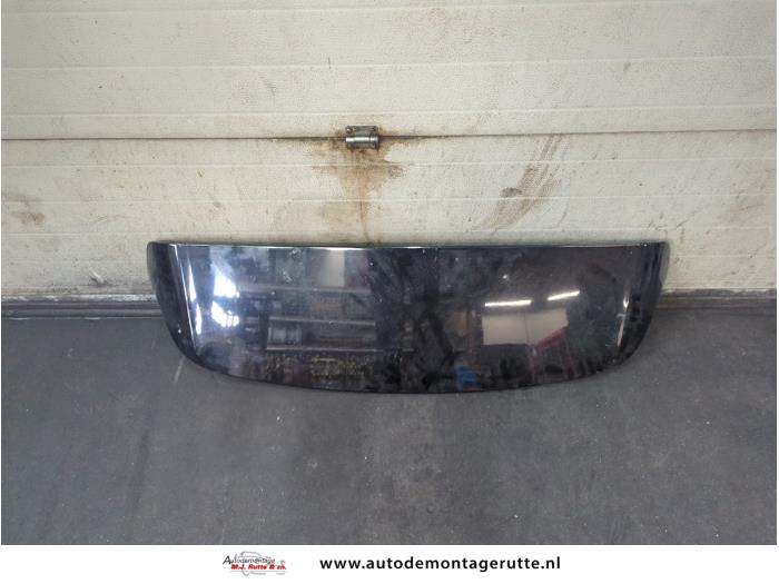 Używane Spojler Lexus RX (U3) 400h V6 24V VVT-i 4x4 Cena na żądanie oferowane przez Autodemontage M.J. Rutte B.V.
