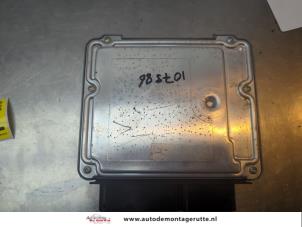 Engine management computer from a Volkswagen Touran (1T1/T2) 1.6 FSI 16V 2003