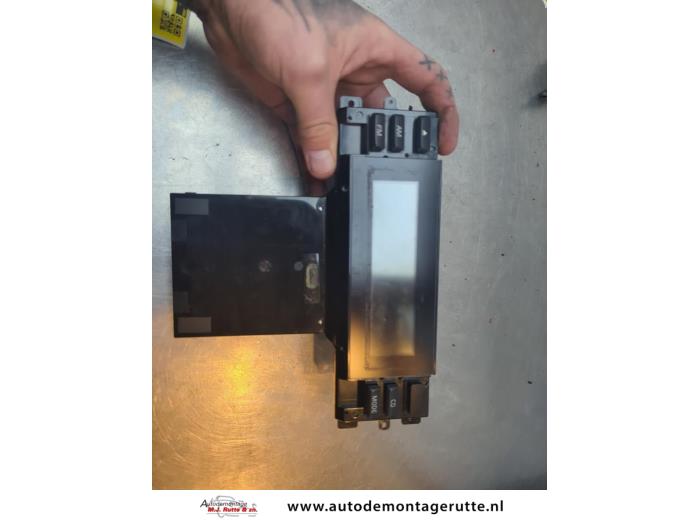 Używane Zegar Volvo V70 (BW) 2.0 16V Cena na żądanie oferowane przez Autodemontage M.J. Rutte B.V.