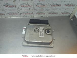Ignition lock + computer from a Opel Combo 1.3 CDTI 16V ecoFlex 2014