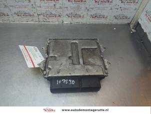 Ignition lock + computer from a Opel Combo 1.3 CDTI 16V ecoFlex 2014