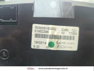 Ignition lock + computer from a Opel Combo 1.3 CDTI 16V ecoFlex 2014