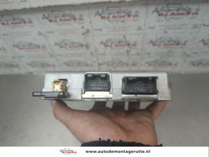 Bluetooth-modul från en Opel Astra J (PC6/PD6/PE6/PF6) 1.4 Turbo 16V 2012