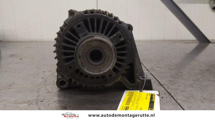 Begagnade Dynamo Volvo S40 (VS) 2.0 16V Pris på förfrågan erbjuds av Autodemontage M.J. Rutte B.V.