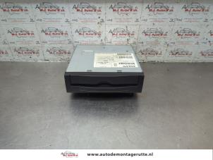 Begagnade DVD-spelare Volvo C30 (EK/MK) 1.6 D2 16V Pris € 100,00 Marginaltabell erbjuds av Autodemontage M.J. Rutte B.V.