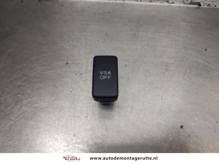 Używane Przelacznik ESP Honda FR-V (BE) 2.0 16V Cena na żądanie oferowane przez Autodemontage M.J. Rutte B.V.