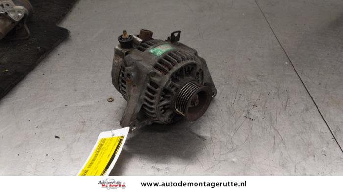Used Dynamo Toyota Corolla (E12) 1.8 16V TS VVT-i Price on request offered by Autodemontage M.J. Rutte B.V.