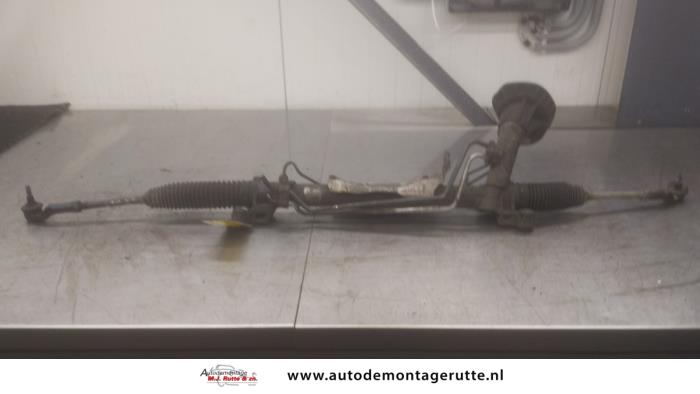 Begagnade Styrbox Volvo C30 (EK/MK) 1.6 D2 16V Pris på förfrågan erbjuds av Autodemontage M.J. Rutte B.V.
