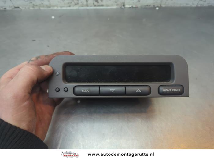 Używane Zegar Saab 9-3 I (YS3D) 2.0,S 16V Cena na żądanie oferowane przez Autodemontage M.J. Rutte B.V.