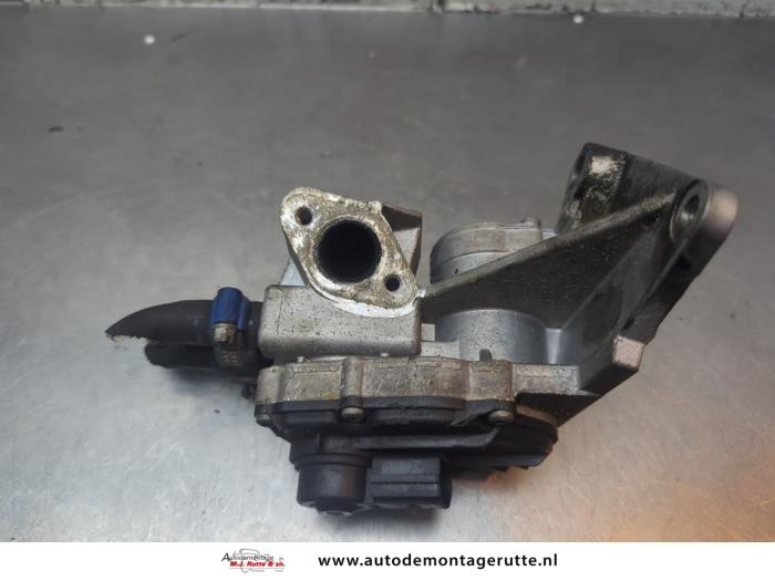 Usagé Valve RGE Audi A3 Sportback (8PA) 2.0 FSI 16V Prix sur demande proposé par Autodemontage M.J. Rutte B.V.