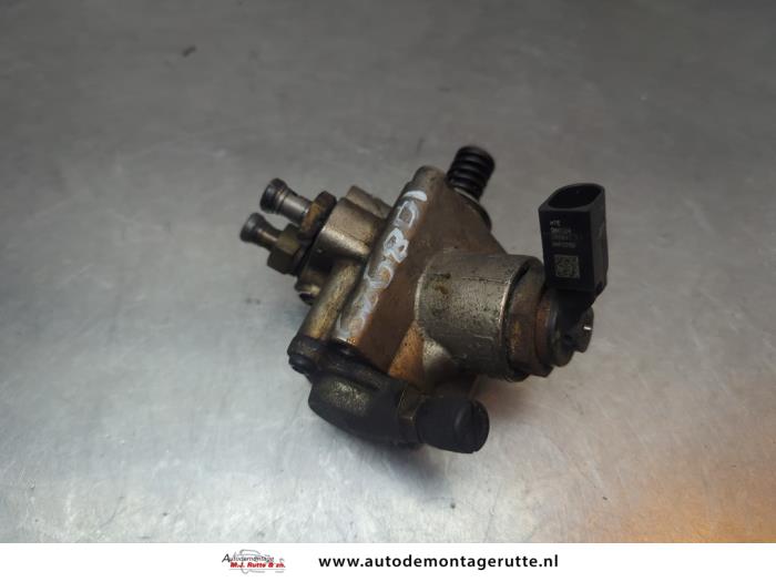 Begagnade Högtryckspump Audi A3 Sportback (8PA) 2.0 FSI 16V Pris € 175,00 Marginaltabell erbjuds av Autodemontage M.J. Rutte B.V.
