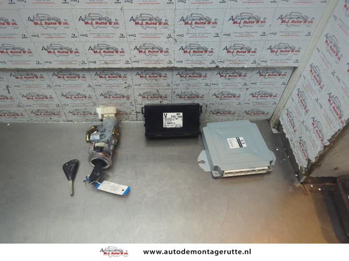 Used Ignition lock + computer Subaru Outback (BP) 2.5 16V Price € 175,00 Margin scheme offered by Autodemontage M.J. Rutte B.V.